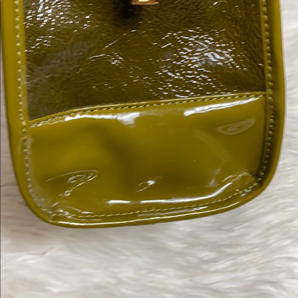 Sold 🤗Tory burch patent leather tote - Picture 15 of 16